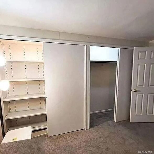 Building Photo - 9 Fairlane Dr