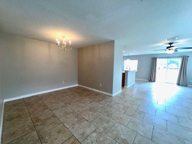 Building Photo - 3522 Caruso Pl