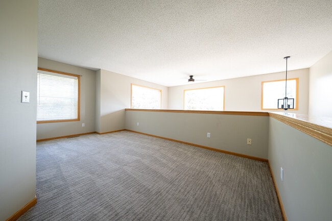 Building Photo - 9679 Alvarado Ln N