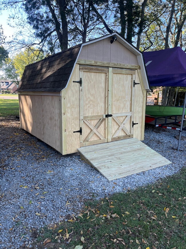 Building Photo - 5930 S New Hope Rd