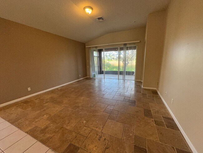 Building Photo - 5114 100th Dr E