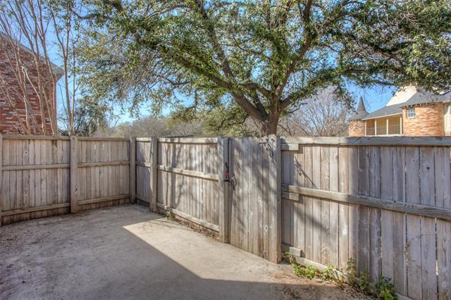 Building Photo - 1029 Roaring Springs Rd