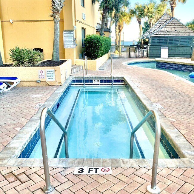 Building Photo - 6900 N Ocean Blvd
