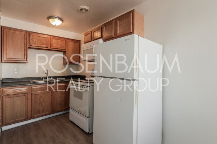 Building Photo - 3028 N Castro Ave