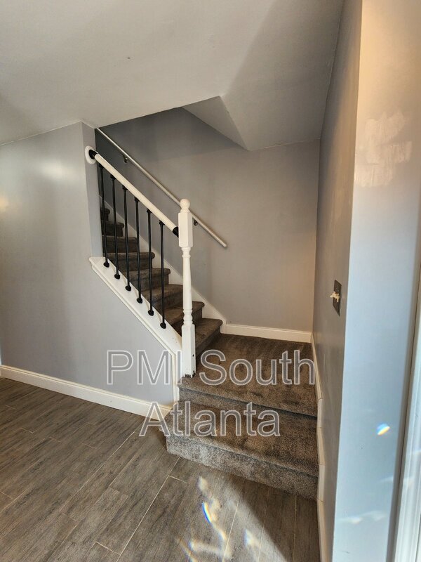 Building Photo - 2085 Winding Crossing Trail