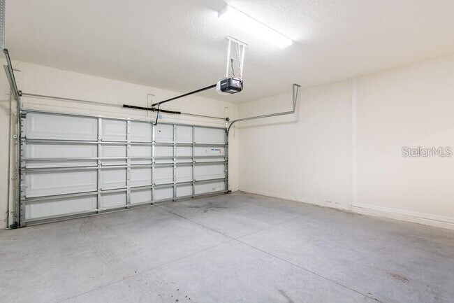 Building Photo - 3616 Mossy Limb Ct