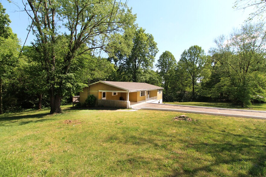 Building Photo - 1940 Harris Rd
