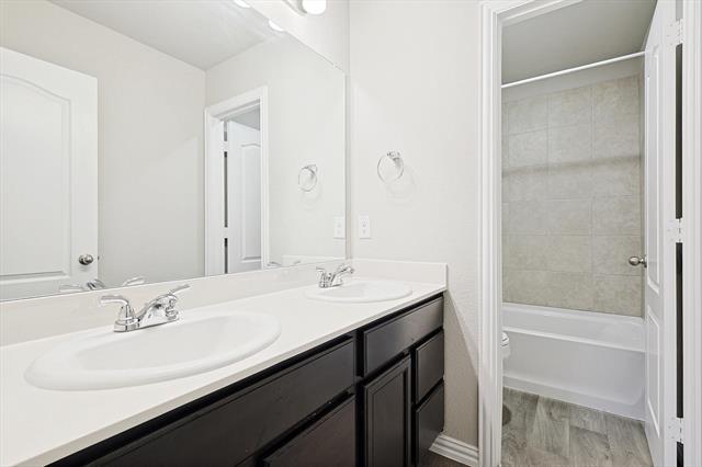 Building Photo - 3513 Cricket Dr