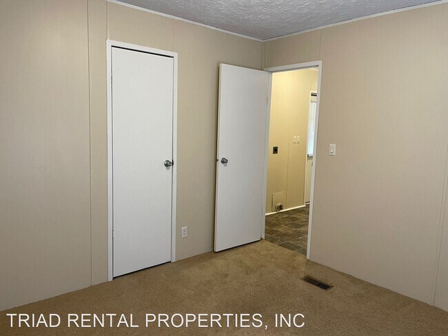 Building Photo - 2 br, 1 bath House - 6670 RANDALL HURLEY RD.