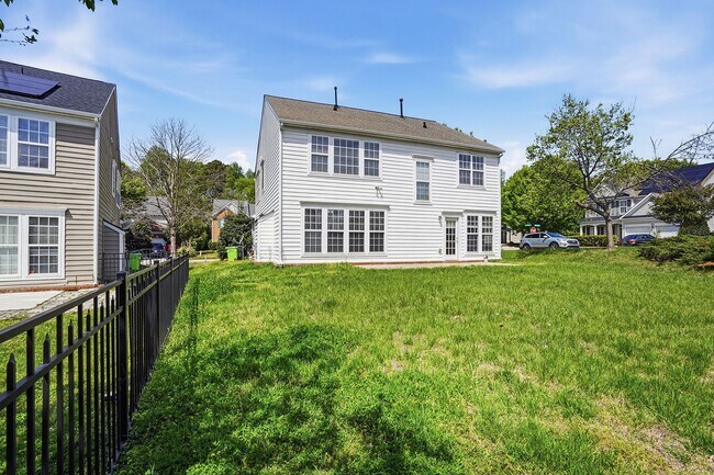 Building Photo - WAKEFIELD HOME WITH 4 BEDROOMS- GREAT HOME!