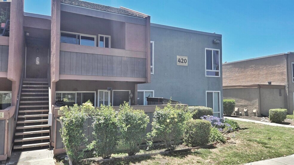 Building Photo - 420 Dempsey Rd