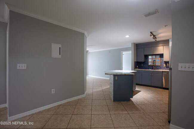 Building Photo - 3591 Kernan Blvd S