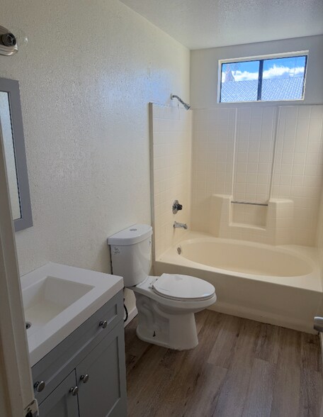 Building Photo - 32115 Rancho Vista Dr