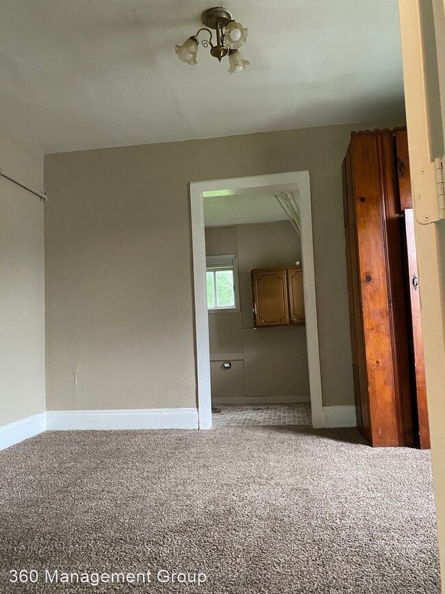 Building Photo - 2 br, 1 bath House - 14 Linden Avenue