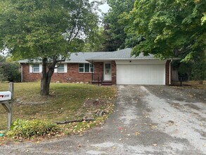 Building Photo - 3710 Hickory Ln