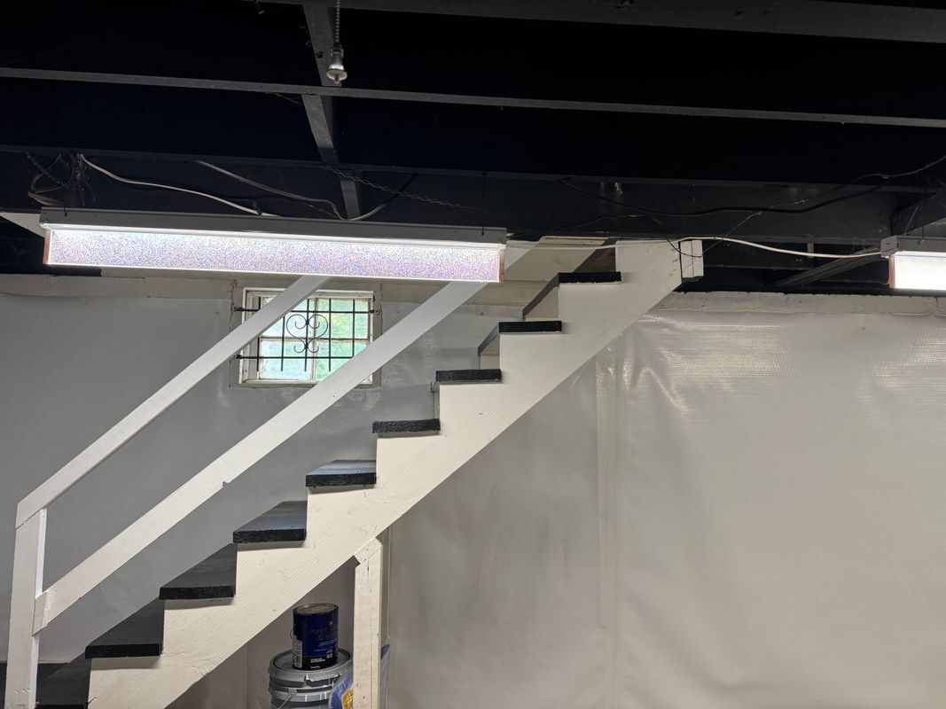 Building Photo - 1015 Avondale Ave SE