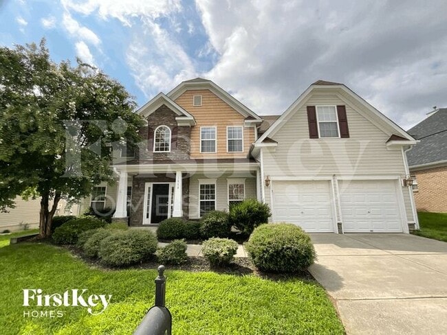 Building Photo - 1610 Lakefield Dr
