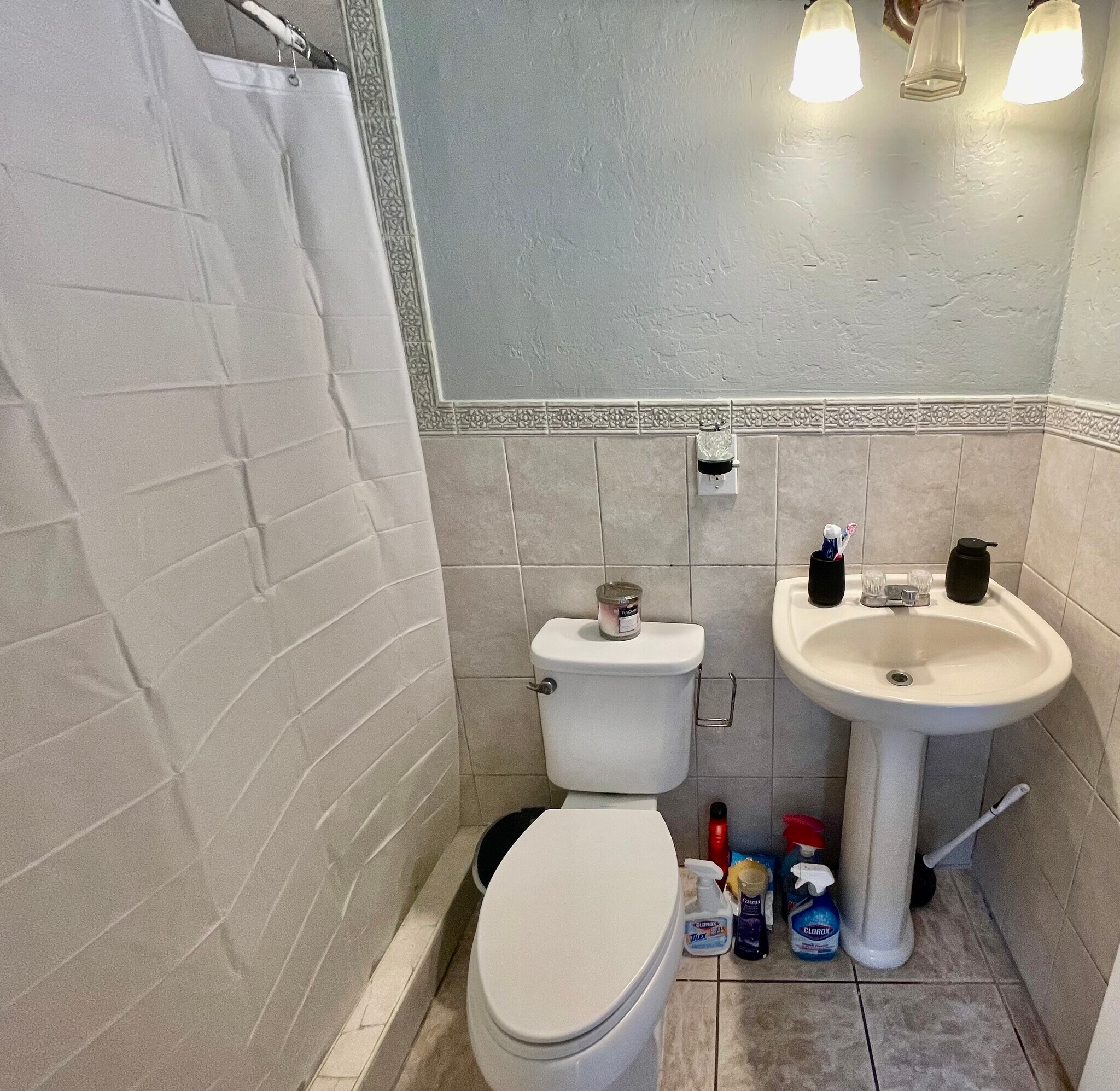 Building Photo - 30008 SW 159th Dr