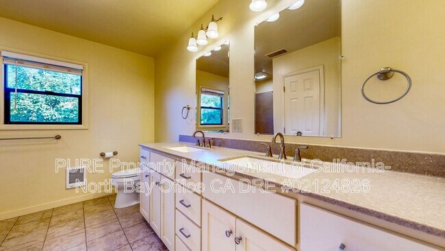 Building Photo - 4939 Dry Creek Rd
