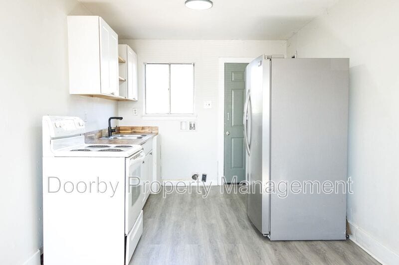 Building Photo - 45 Scruggs St