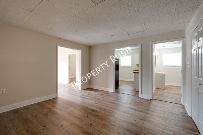 Building Photo - 56 Bell Rd