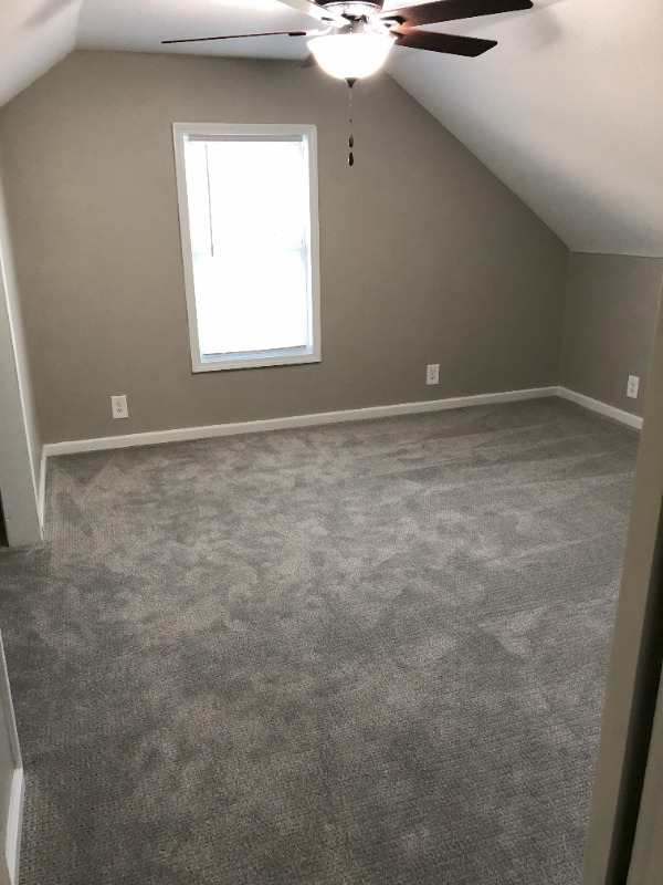 Building Photo - 310 E Saratoga St