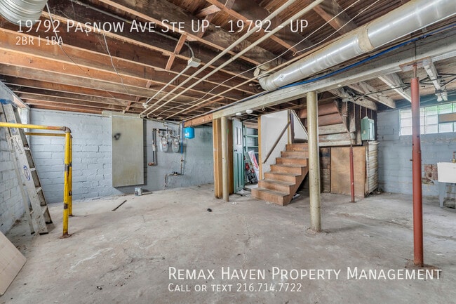 Building Photo - 19792 Pasnow Ave