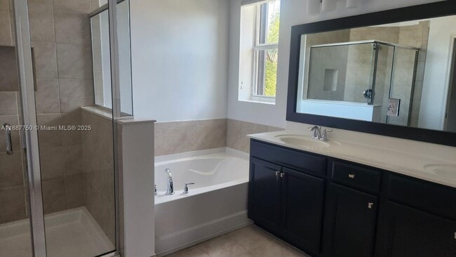 Building Photo - 25309 SW 118 Ct