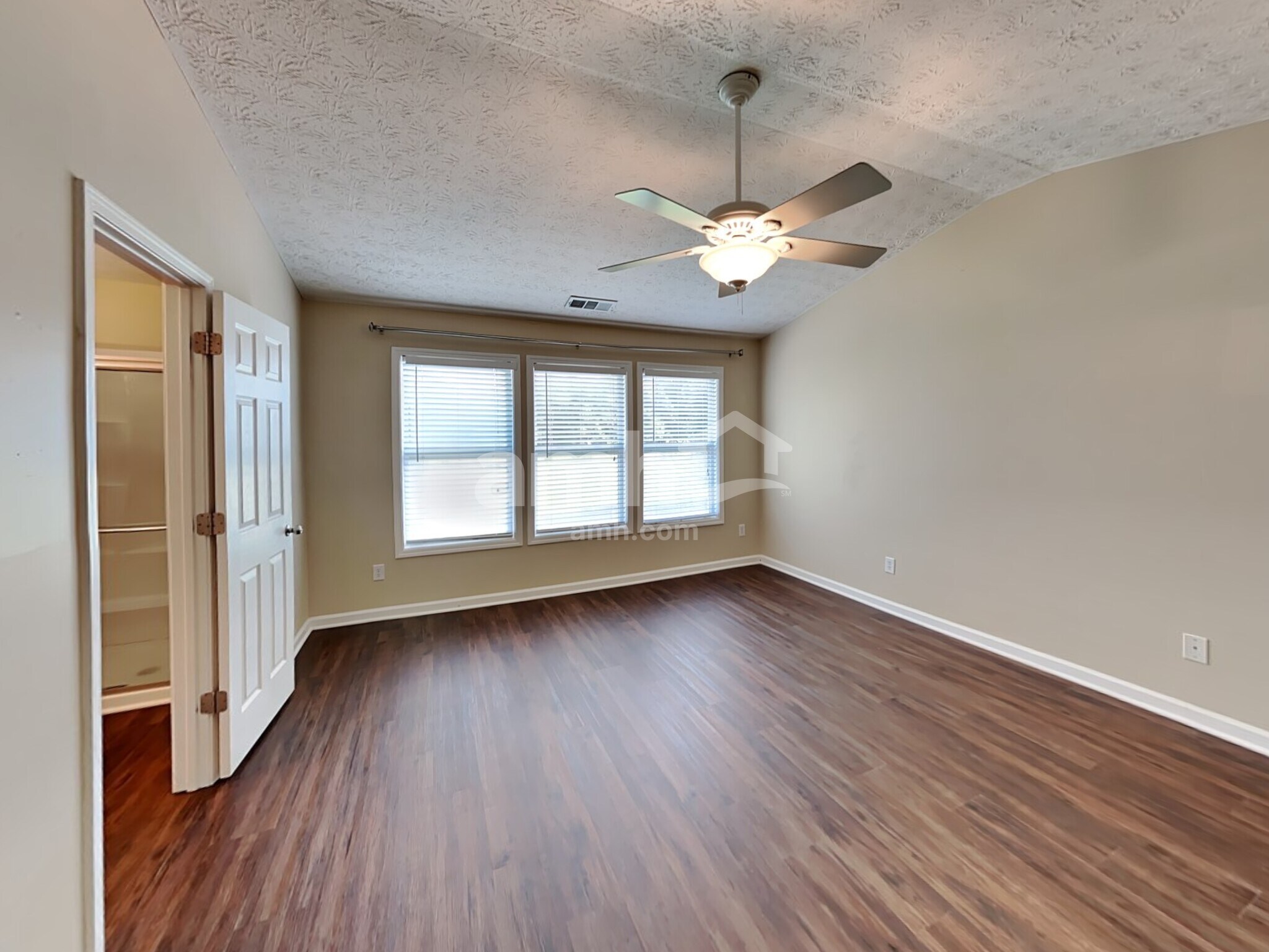 Building Photo - 616 Laurel Bnd