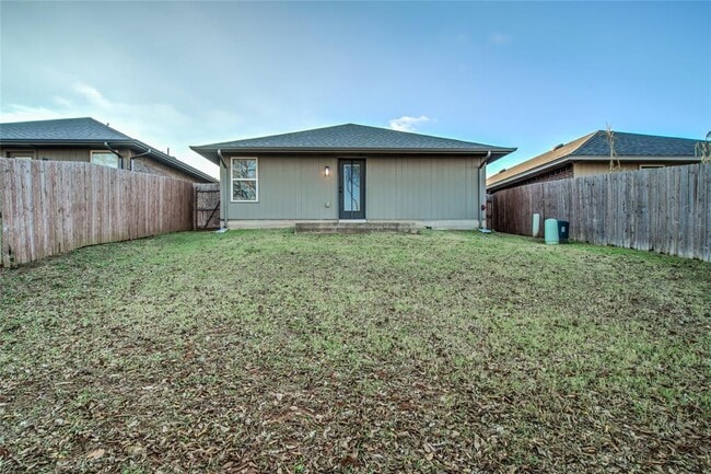 Building Photo - 12716 Heritage Oaks Dr