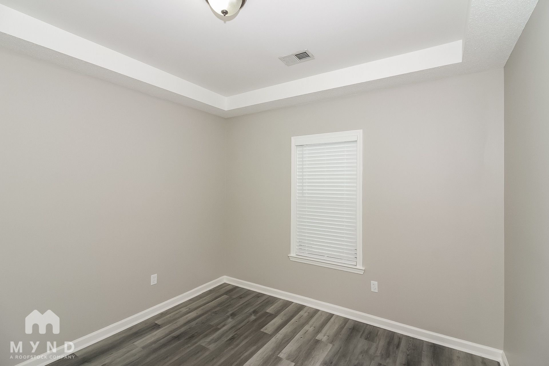 Building Photo - 40 Abbey Rd