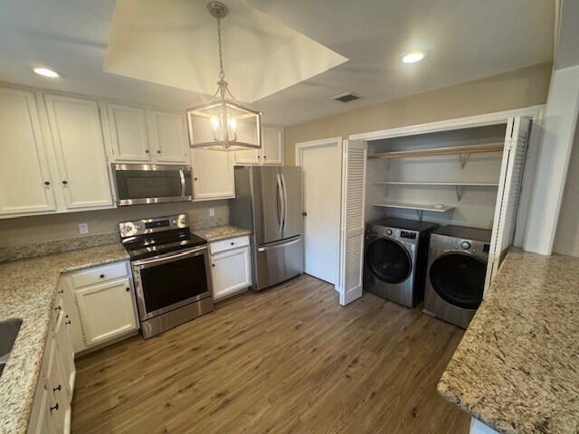 Building Photo - 11711 Memorial Dr