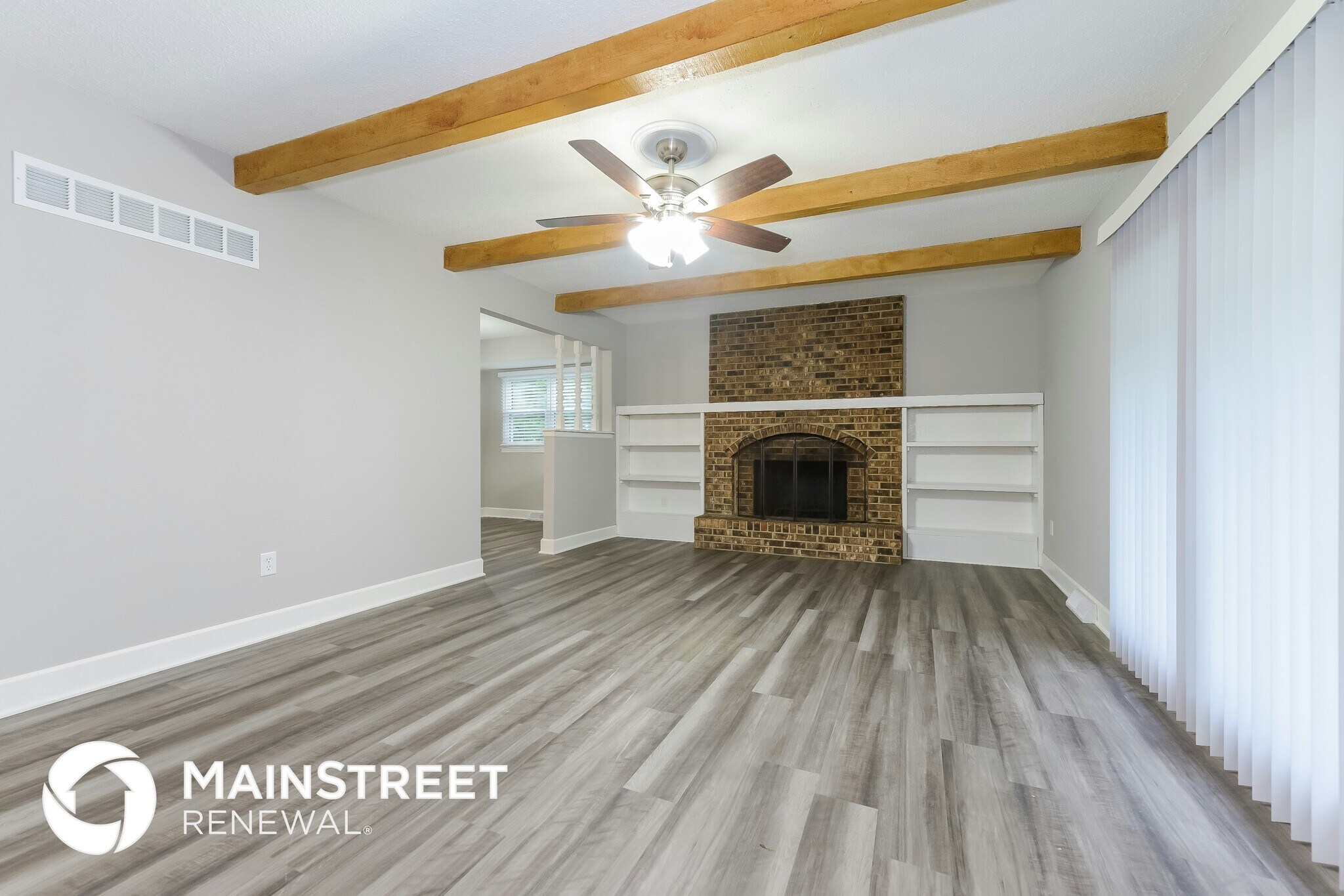 Building Photo - 501 SW Shamrock Pl