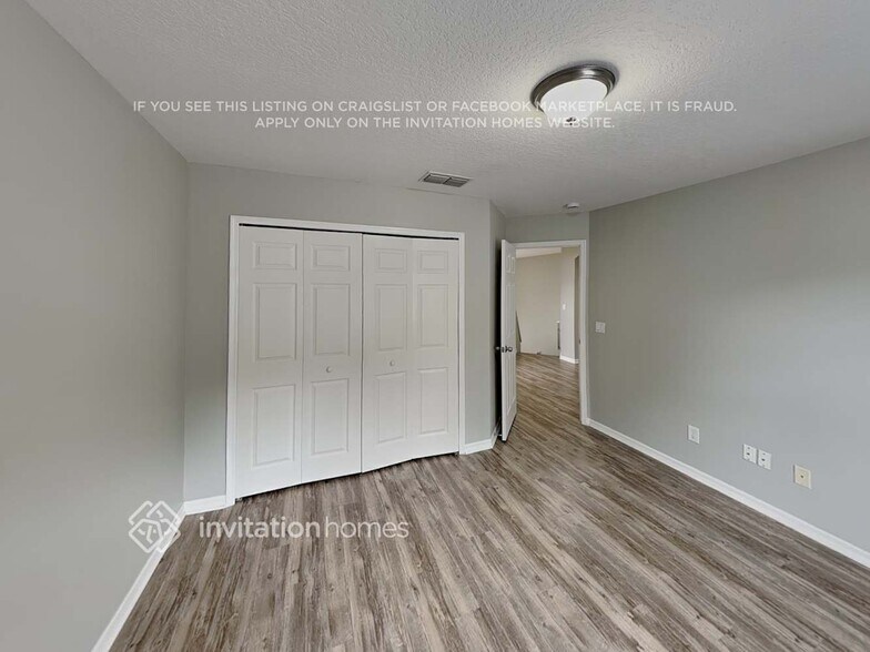Building Photo - 5066 Hook Hollow Cir