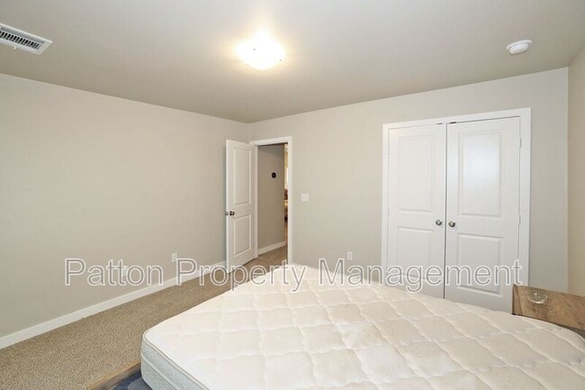 Building Photo - 7717 Bellamy Dr