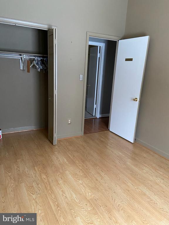 Building Photo - 14618 Cambridge Cir