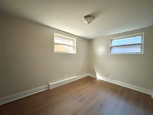 Building Photo - 3729-3731 Oakland - UNIT 6