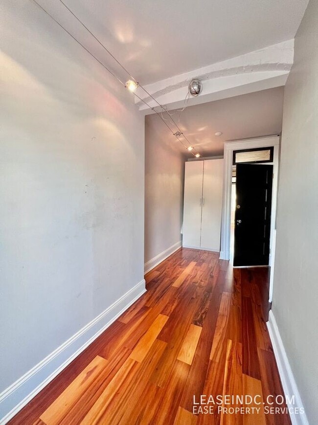 Building Photo - 5022 5th St NW