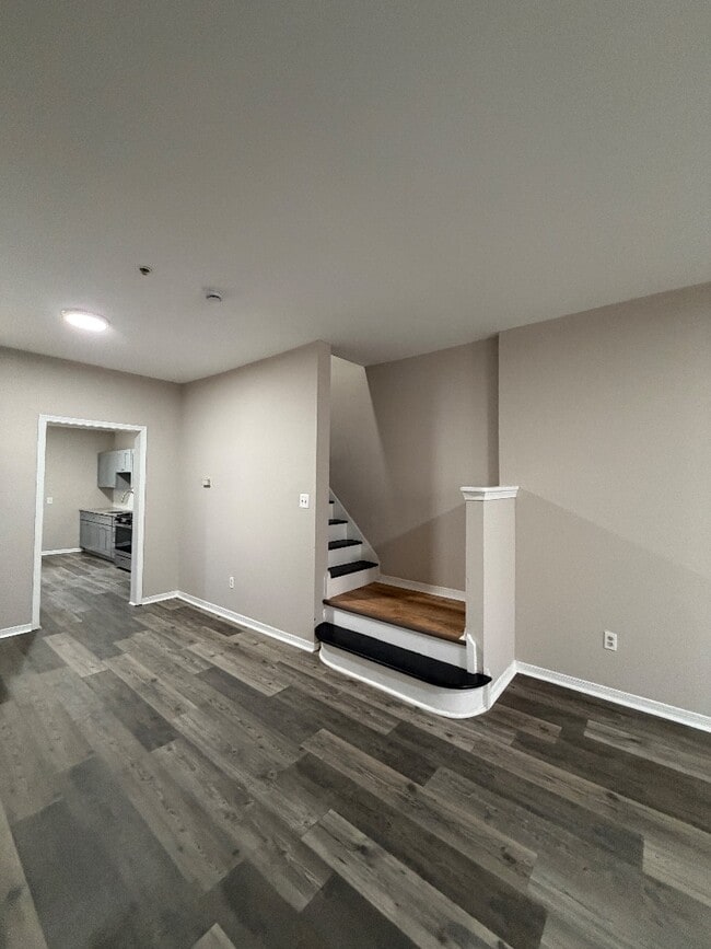 Building Photo - 424 Emerald St