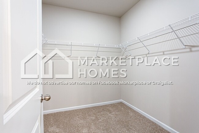 Building Photo - 234 W L Miller Dr