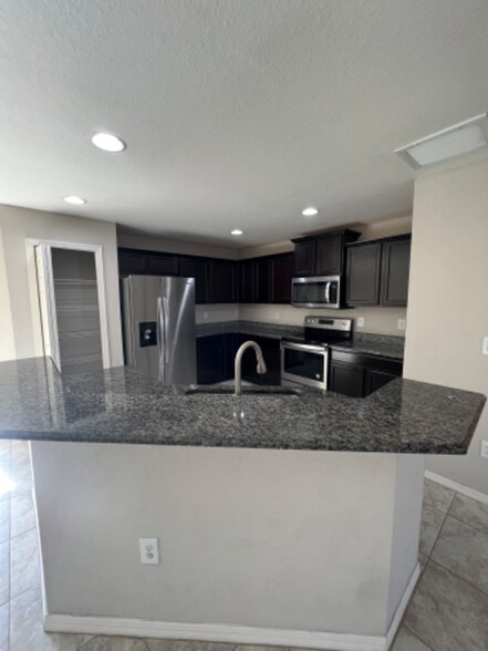 Building Photo - 5019 Chipotle Ln