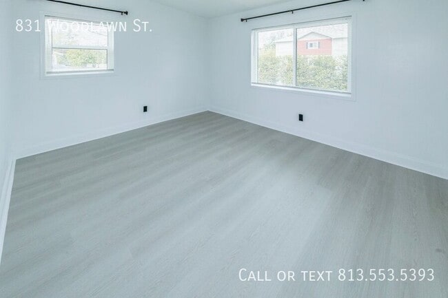 Building Photo - 831 Woodlawn St