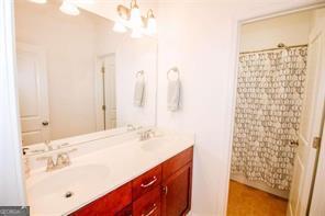 Building Photo - 1366 Dupont Park NW