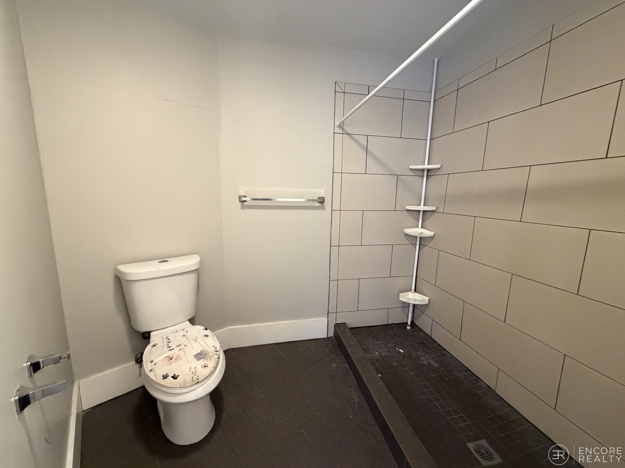 Building Photo - 33 Portsmouth St