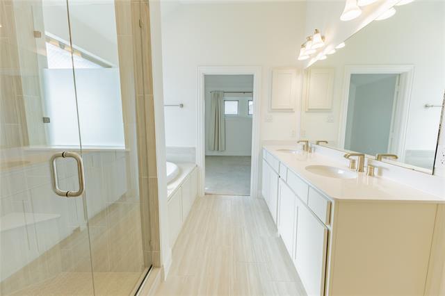 Building Photo - 3141 Tiara Dr