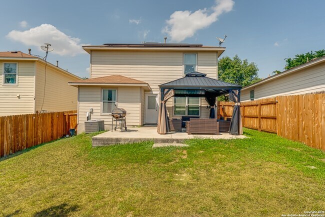 Building Photo - 5619 Red Canyon