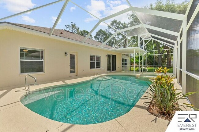 Building Photo - 13 Sleigh Bell Pl