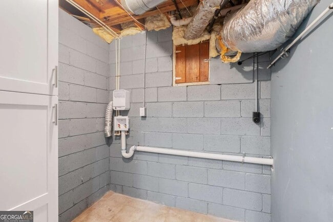 Building Photo - 1447 Southland Vista Ct NE