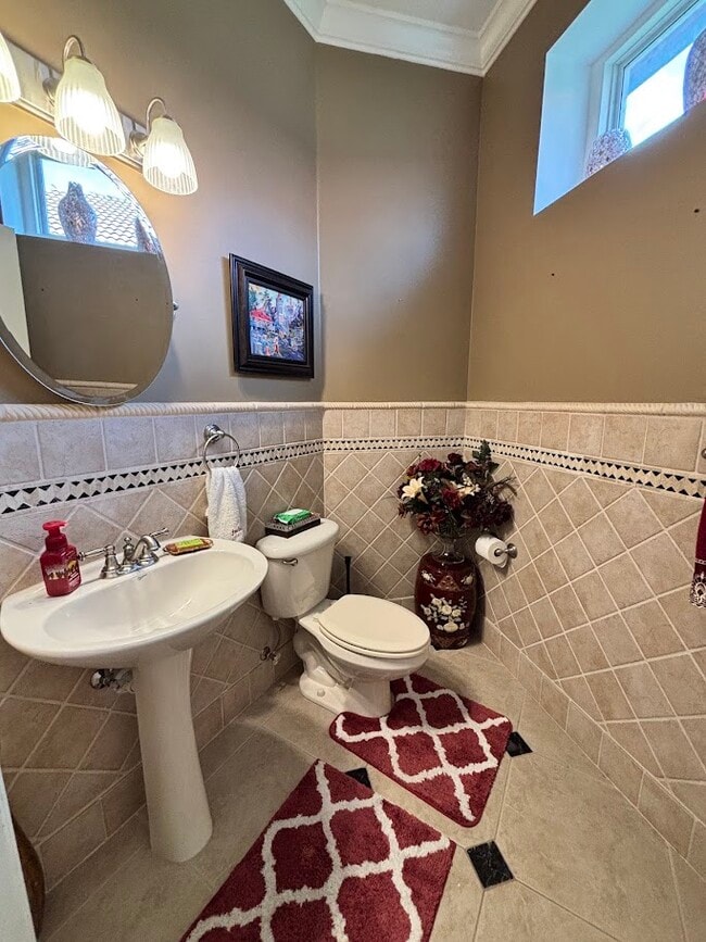 Building Photo - 855 SW Grand Reserves Blvd