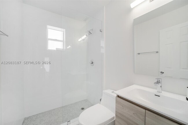 Building Photo - 6210 SW 59th St